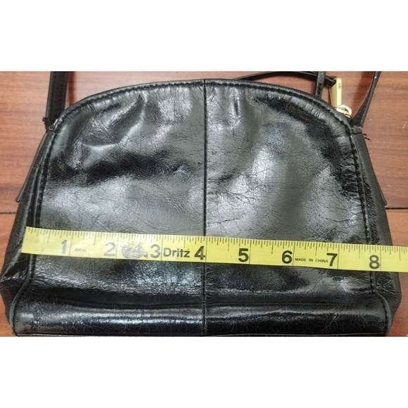 HOBO Black Leather Crossbody Bag Small Dome Shape Zip Top Adjustable Strap Vinta - Picture 10 of 13